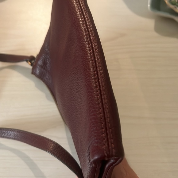 Michael Kors Burgundy Crossbody Bag Purse Pre-Owned Great Condition - Picture 8 of 9